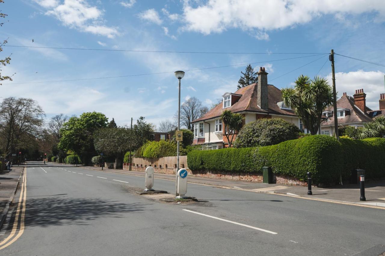 Luxury Apartment In Bournemouth Bagian luar foto